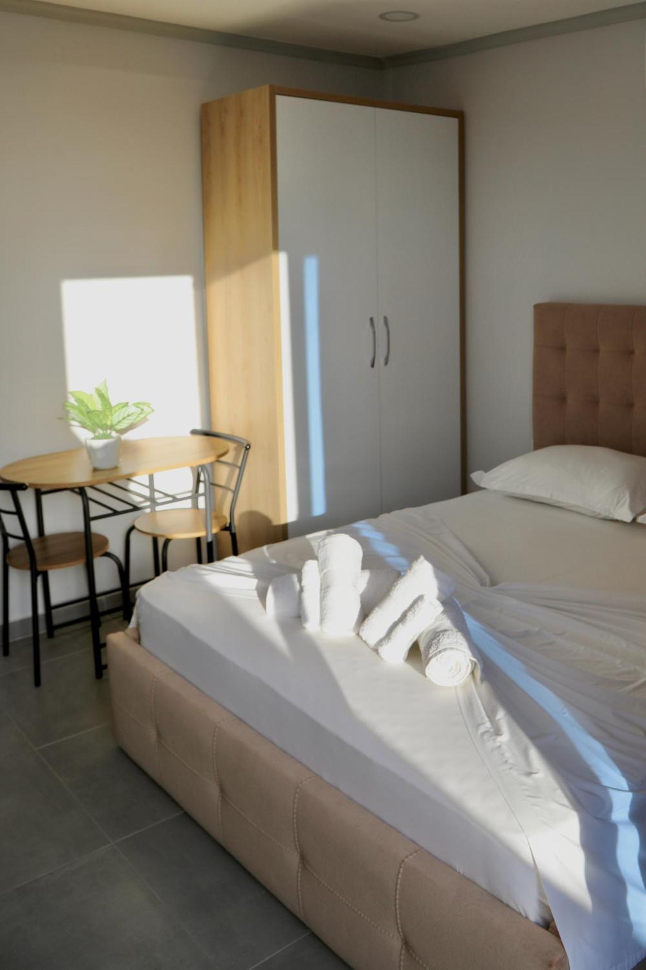 Sea View Apartments Golem  Exterior foto